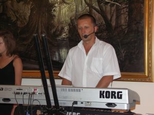 Jacek instr. klawiszowe, vokal